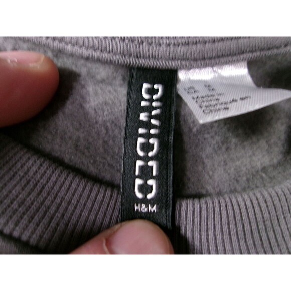 HM Sweatshirt Women Medium NASA Globe Graphic I Need My Space Gray Crewneck - Picture 7 of 11